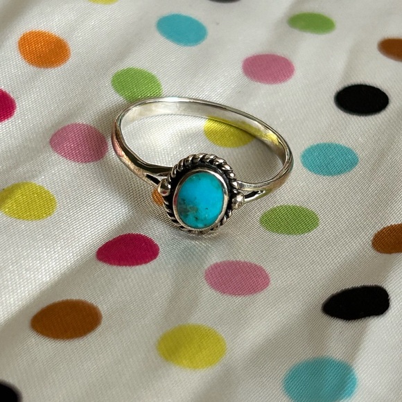 Jewelry - Sterling Silver Turquoise Oval Ring